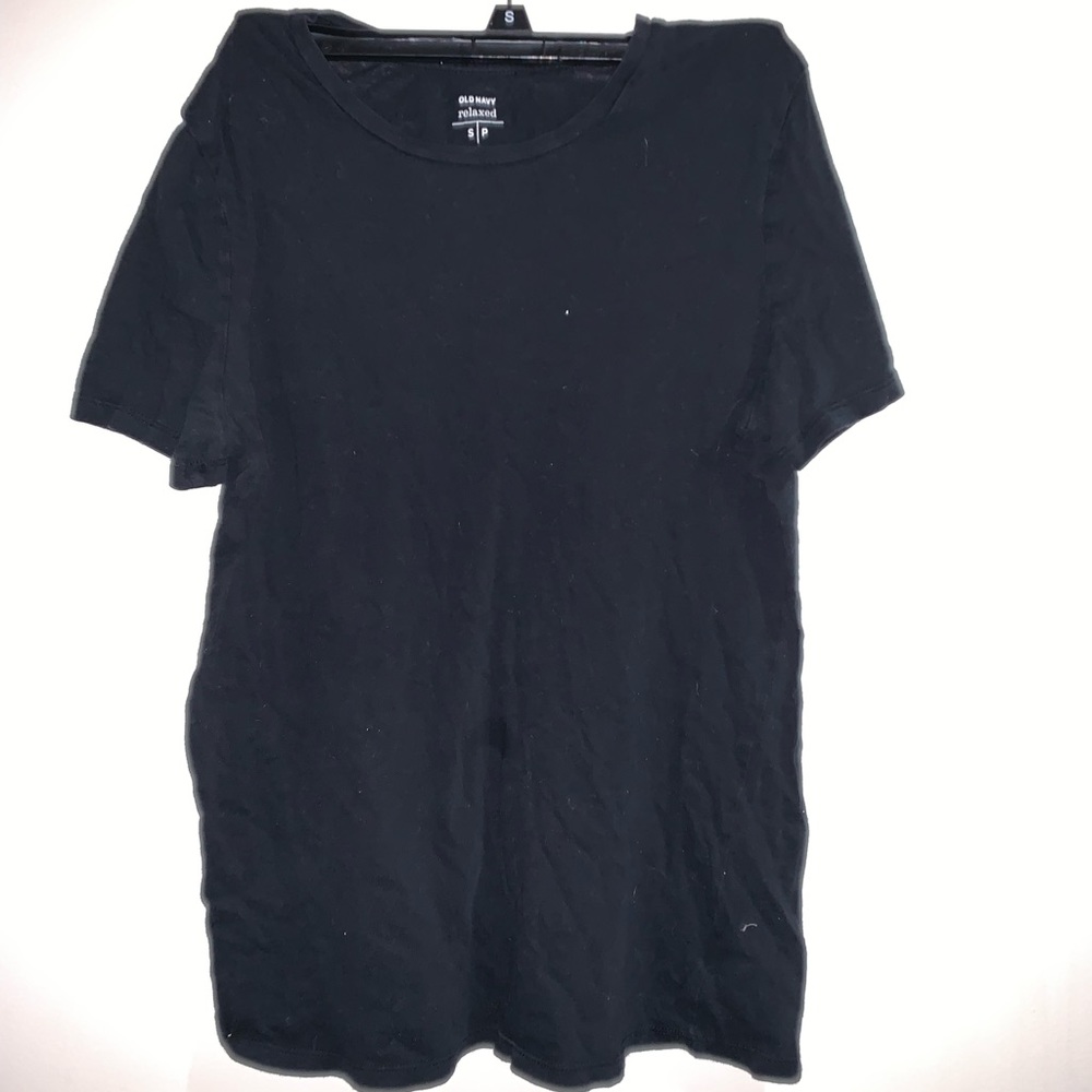 Black tee